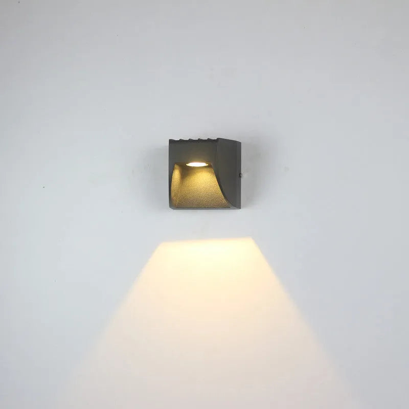 Modern Geometric Outdoor Wall Lamp