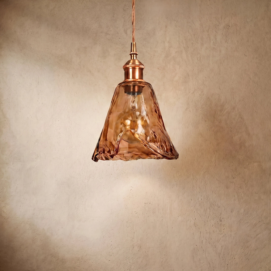 Vetro Retro Pendant Light – Amber Glass/Metal Fixture for Dining Room