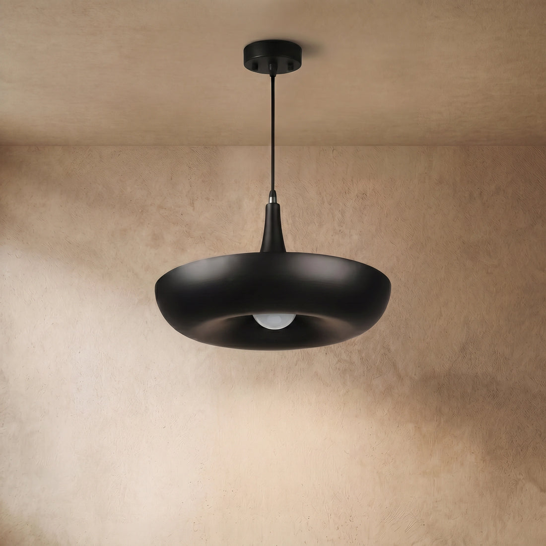 Crema Natural Black/White/Green Bowled Pendant Light – Metal Design for Dining Room