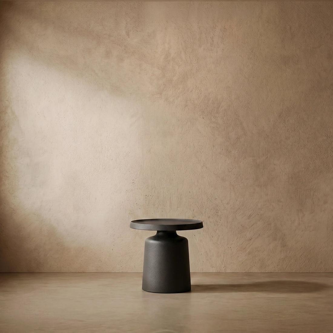 Varlont Embrace Modern Round Outdoor Floor Lamp - Black Metal for Pathways