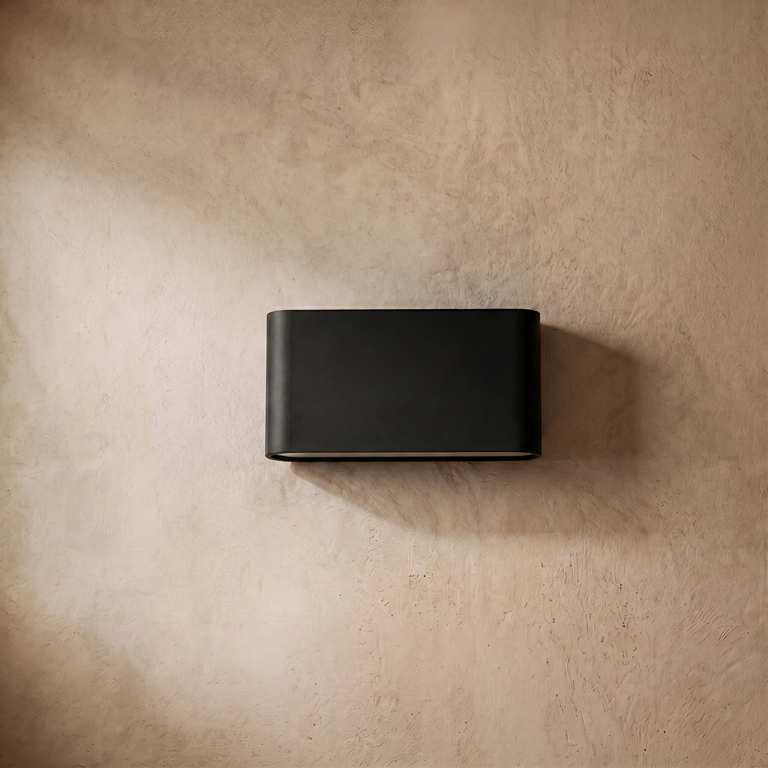 Varlont Irondale Minimalist Rectangular Outdoor Wall Lamp - Black Metal for Patio