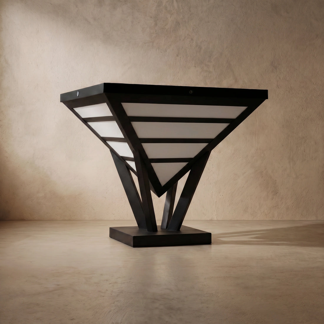 Varlont Arcato Industrial Black Pillar Light - Diamond Metal Design for Garden