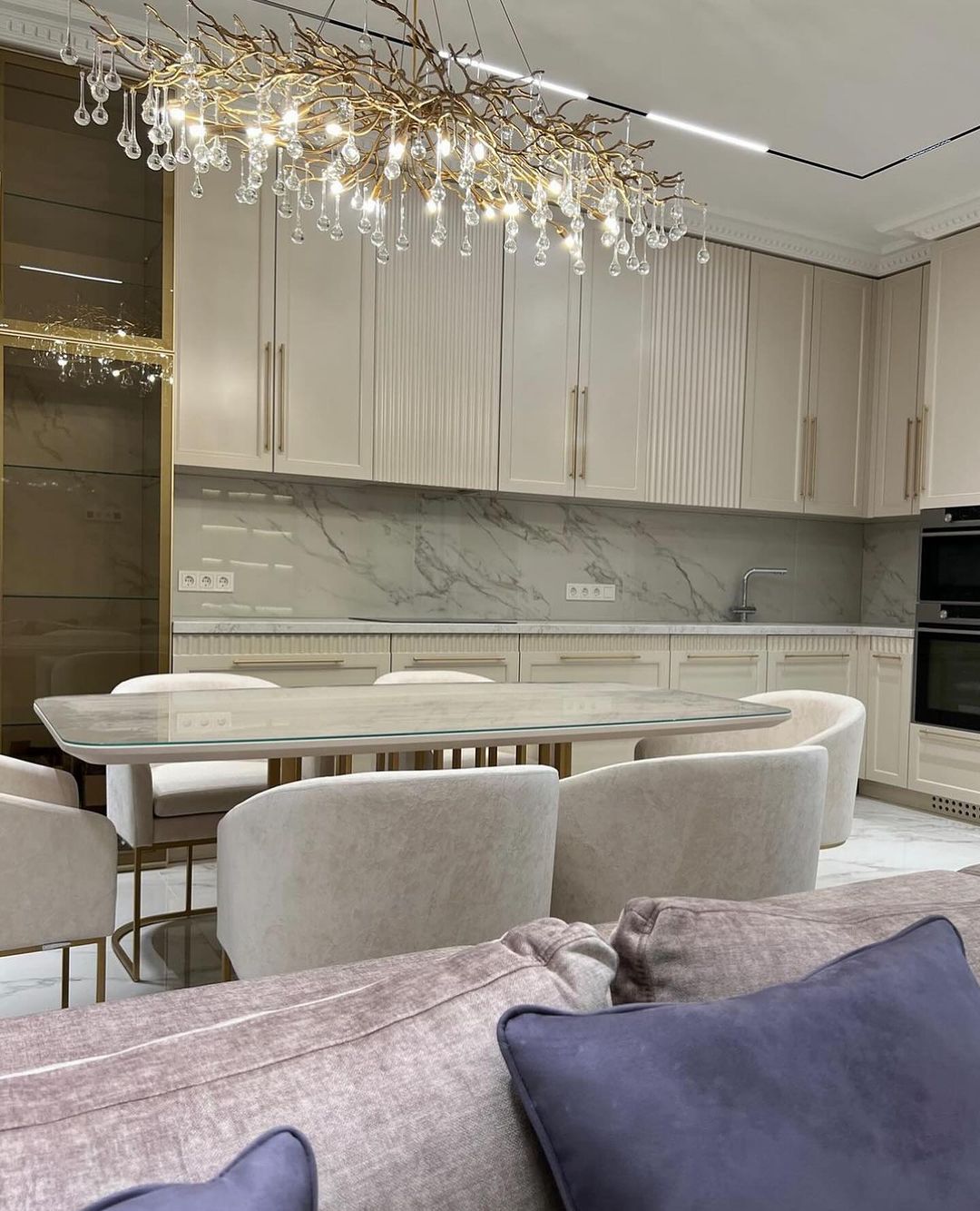 Stunning Tree Branch Crystal Chandelier with Clear Teardrop - shaped for Living/Dining Room - Round D25.6”*H15.8”/8 LightsChromeWarm LightJoyfuzzy